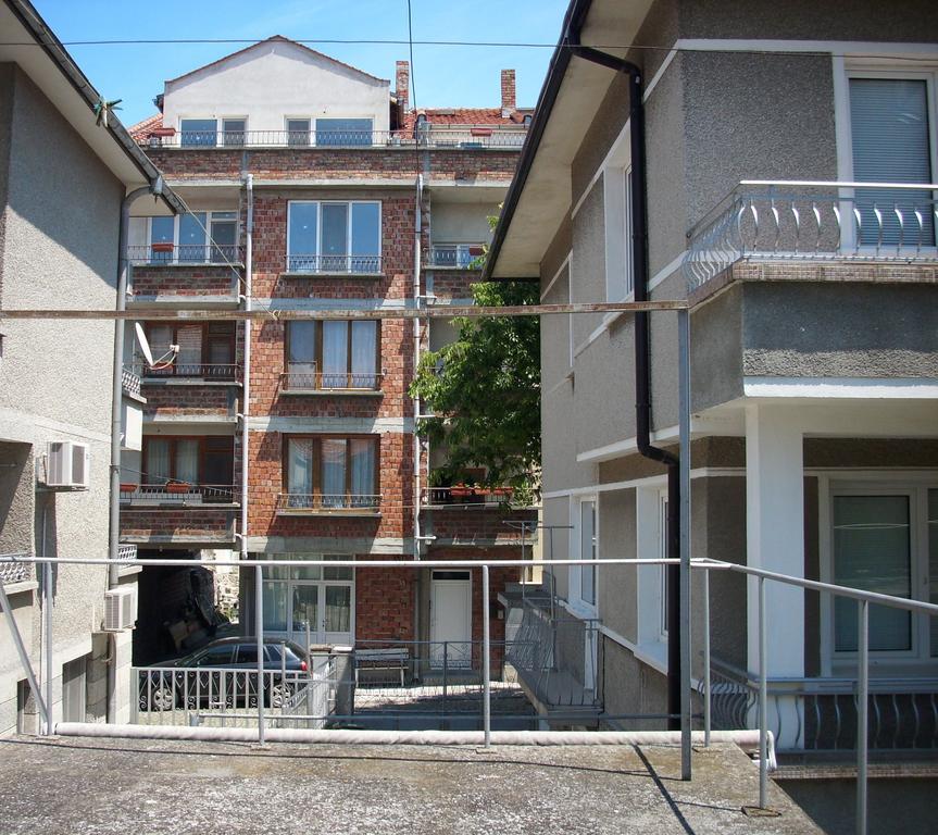 Georgievi Guest House Pomorie Exteriör bild