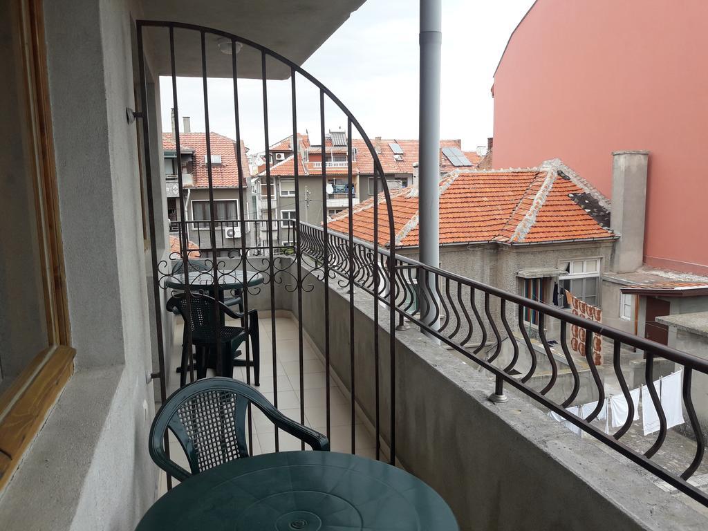 Georgievi Guest House Pomorie Exteriör bild